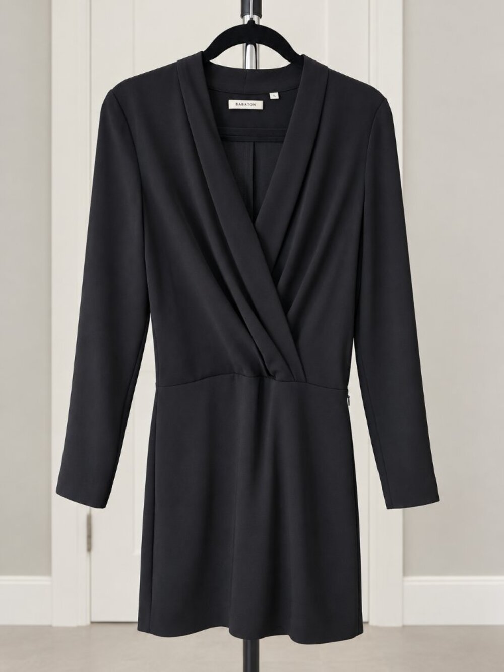 Aritzia Babaton Gershwin Wrap Mini Dress Black Size 4